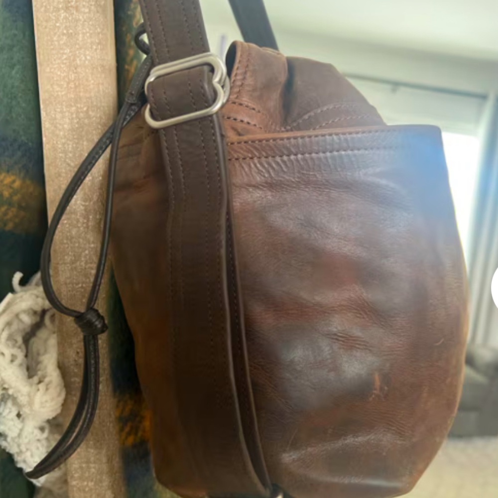 Rough & Tumble Rustic Pecan Open Pocket Borough with Orange & White Lining Bag - Picture 2 of 10
